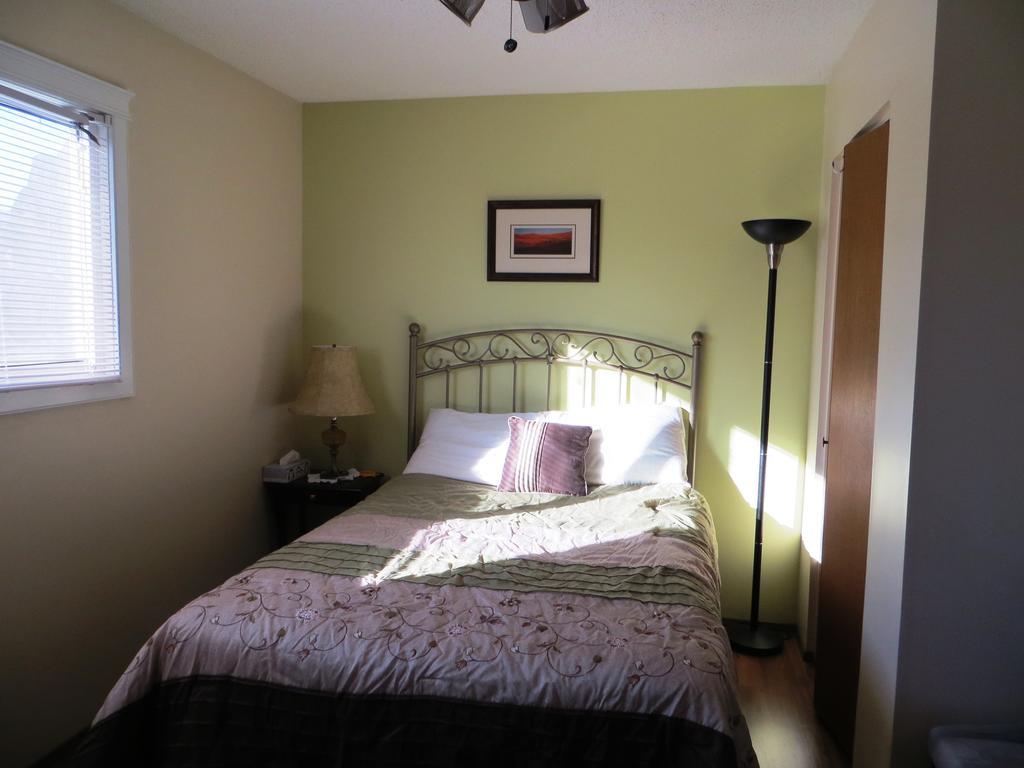Wild Rose Bed & Breakfast Saskatoon Buitenkant foto