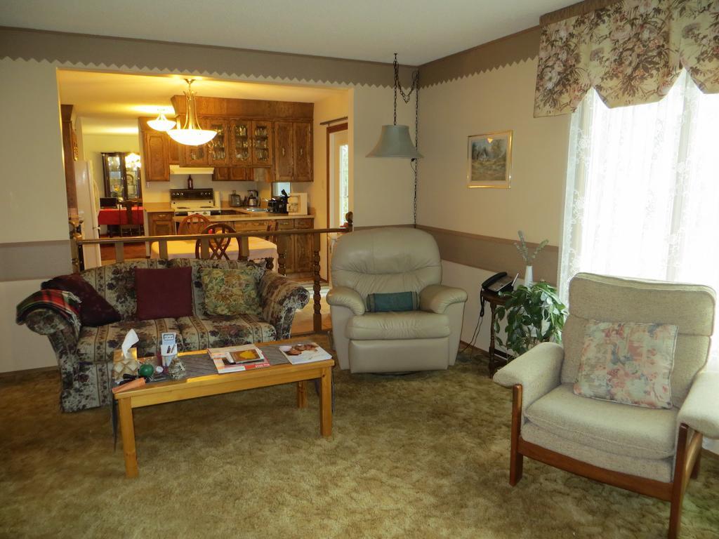 Wild Rose Bed & Breakfast Saskatoon Buitenkant foto
